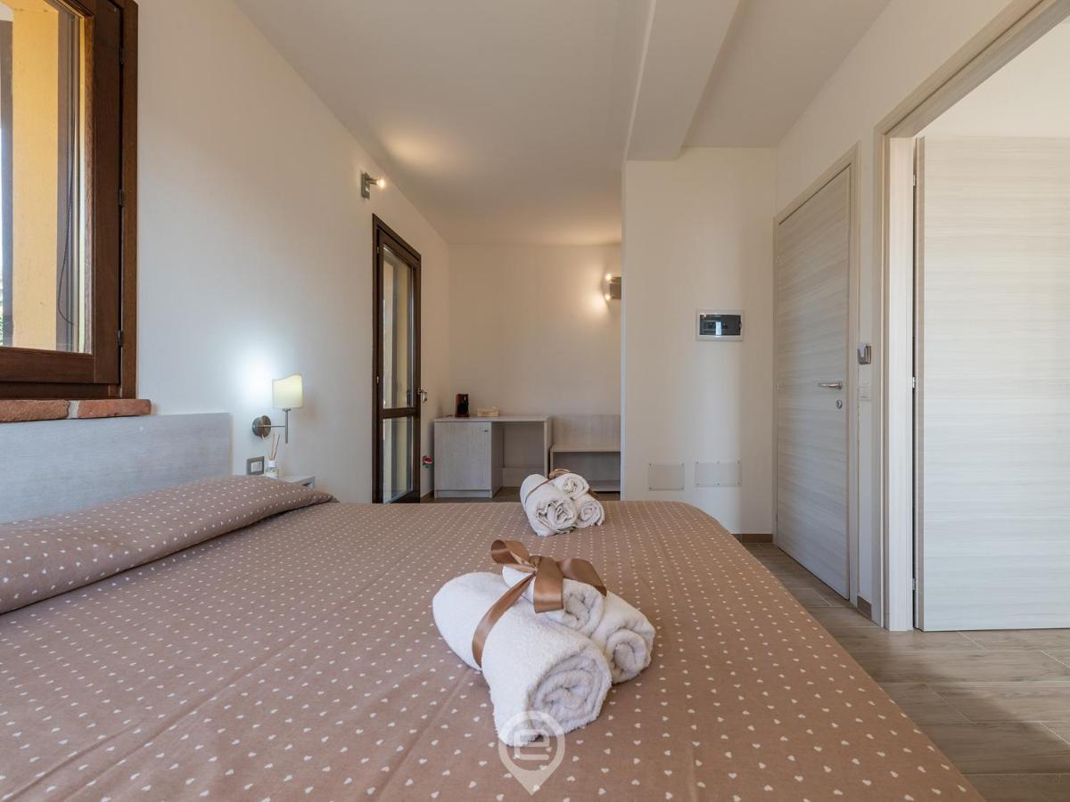 Villa Monica - Suites Iglesias Ngoại thất bức ảnh
